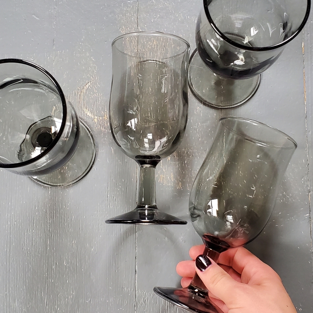 Set of 4 Wine Glasses